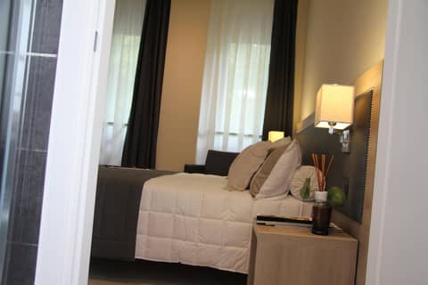 Hotel Zara Milano — hotel room