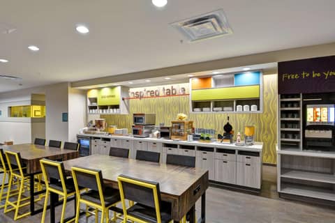 Home2 Suites By Hilton Tampa USF Near Busch Gardens — photo 9
