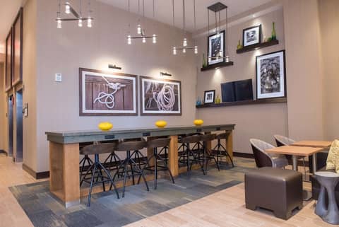 Hampton Inn & Suites Washington DC-Navy Yard — photo 5