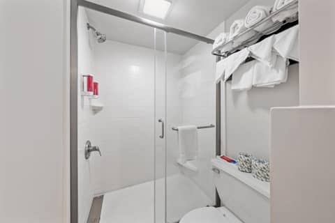 SureStay Hotel by Best Western Virginia Beach Royal Clipper — photo 3