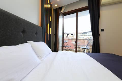 Galata King Suites — hotel room
