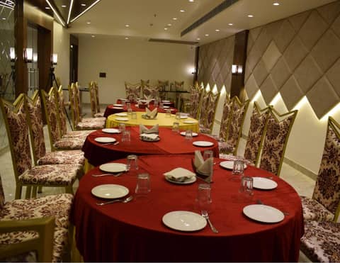 THE TAJ PEARL HOTEL — photo 2