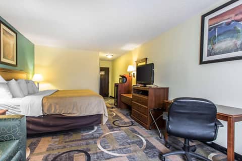 Baymont by Wyndham Memphis I-40 — photo 3