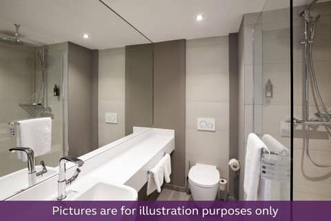 Premier Inn Hamburg City Hammerbrook — photo 7