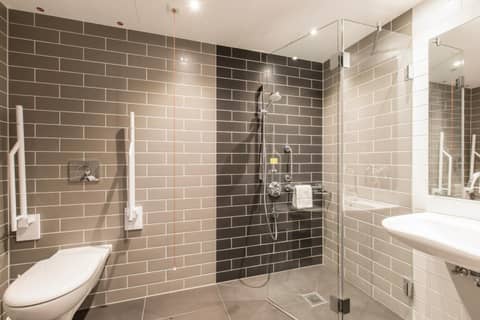 Premier Inn Hamburg City Hammerbrook — photo 8