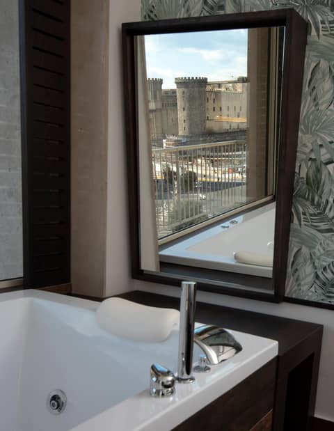 Domus Vista Castello — bathroom