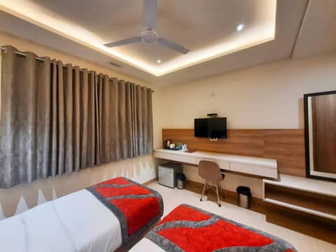 Hotel Tripple Tree - Near Ganga Ram & BLK Hospital - Karol Bagh — photo 5