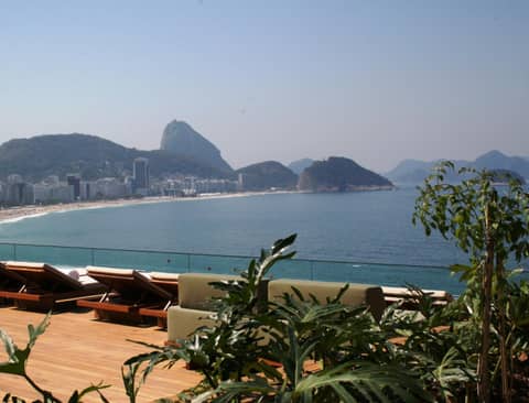 Emiliano Rio — roof