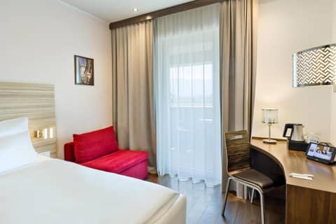 Four Points Flex by Sheraton Salzburg Messe — photo 8