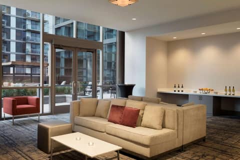 Hampton Inn Chicago West Loop Fulton Market Area — photo 5