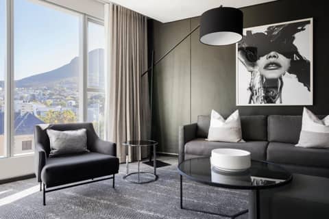 The Capital 15 on Orange Hotel & Spa — hotel room