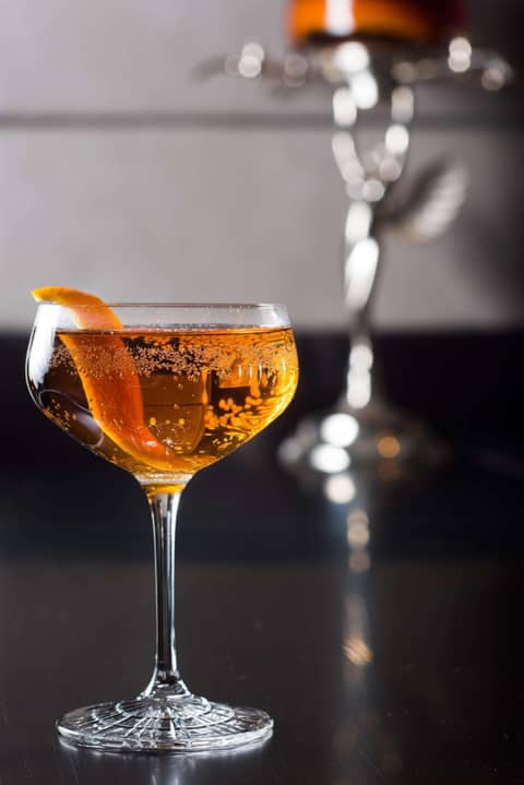LondonHouse Chicago, Curio Collection by Hilton — bar