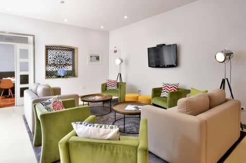Porto Domus Hotel — lounge