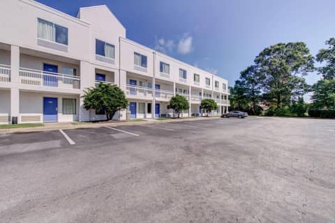 Motel 6 Virginia Beach — photo 5