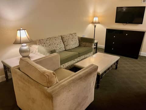 Jockey Resort Suites Center Strip — photo 3