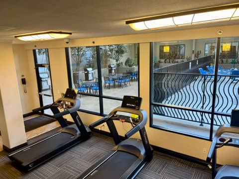 Jockey Resort Suites Center Strip — photo 8