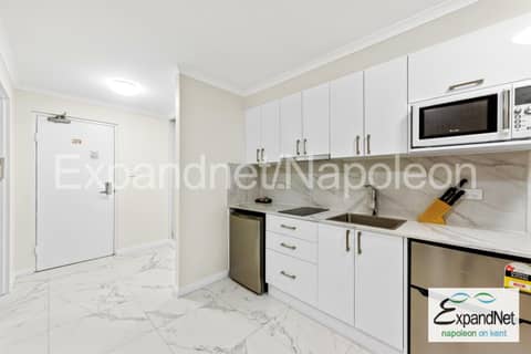 Napoleon On Kent — kitchen
