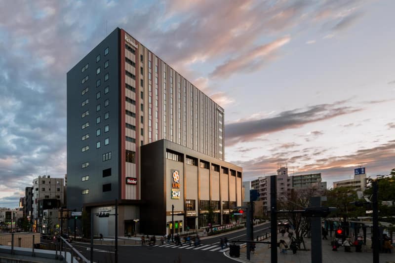 Richmond Hotel Premier Tokyo Schole — building