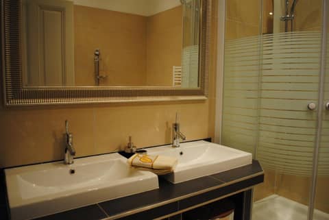 Kunsthaus Apartments — photo 7