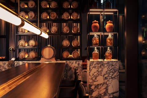 Next Hotel Melbourne Curio Collection by Hilton — dining