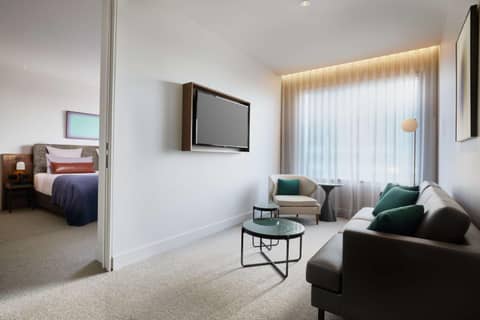 Next Hotel Melbourne Curio Collection by Hilton — hotel room