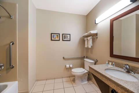 Comfort Inn & Suites Las Vegas - Nellis — photo 3