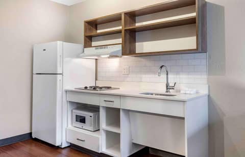 Extended Stay America Premier Suites - Charlotte - Pineville - Pineville Matthews Rd. — photo 5