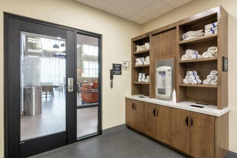 Hampton Inn & Suites Dallas East — photo 3