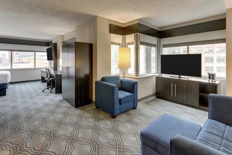 DoubleTree by Hilton St. Louis Forest Park — photo 2