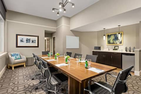Magnolia Hotel Denver, a Tribute Portfolio Hotel — photo 3