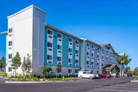 WoodSpring Suites Naples West — photo 5