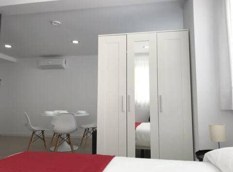 BET Apartments - Reig — hotel room