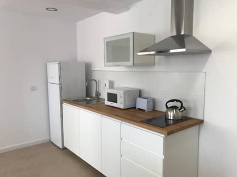 BET Apartments - Reig — kitchen