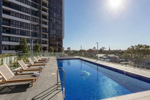 Meriton Suites Church Street Parramatta — photo 2