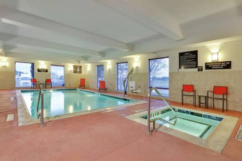 Hampton Inn & Suites Fort Worth/Forest Hill — photo 4
