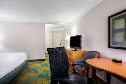 Fairfield by Marriott Inn & Suites Austin Southwest — photo 4
