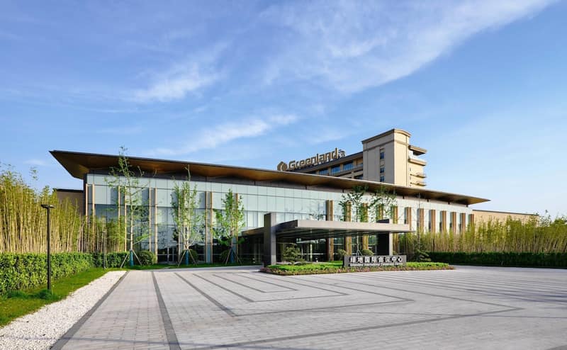 Q-Box Hotel Shanghai Sanjiagang — building