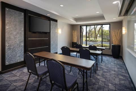 Courtyard Tampa North / I-75 Fletcher — photo 6
