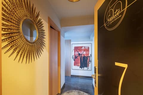 ON Suites Sevilla Apartments — hotel room