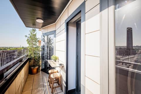 ON Suites Sevilla Apartments — balance & terrace