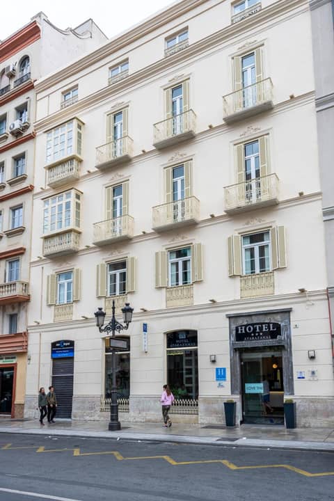 Atarazanas Málaga Boutique Hotel — photo 6