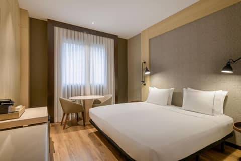 AC Hotel Valencia by Marriott — photo 8