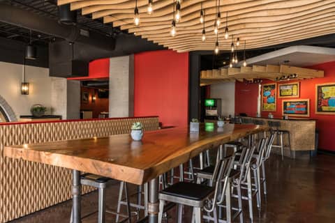 Ramada by Wyndham Austin South — dining