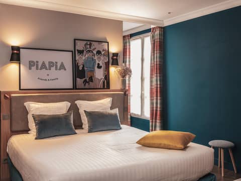Hôtel Piapia — hotel room