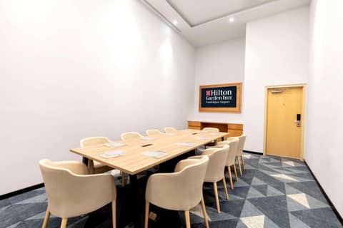 Hilton Garden Inn Guadalajara Airport — meeting & event spaces