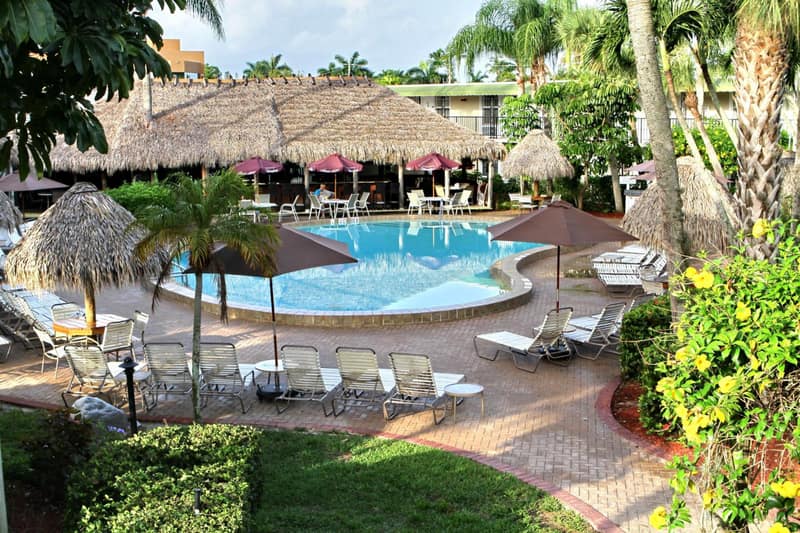 Gulfcoast Inn Naples — recepcion & lobby