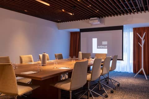 L-Avenue — meeting & event spaces