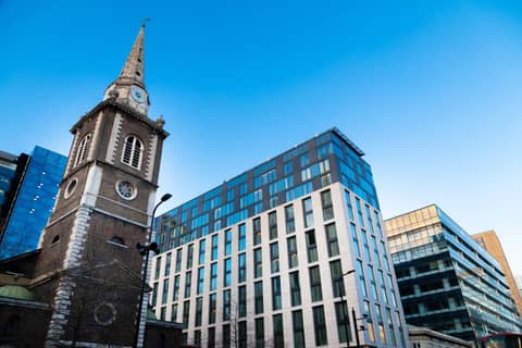 Leonardo Hotel London Aldgate - formerly Hotel Saint — building