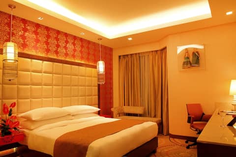 The Metropolitan Hotel and Spa New Delhi — photo 4