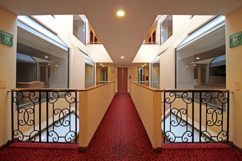 Hotel Windsor House Inn By GEH Suites — photo 5